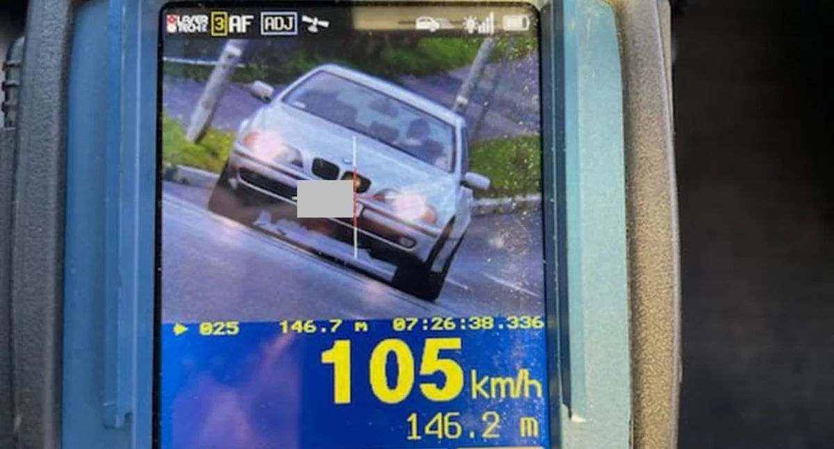 Pędził przez miasto 105 km/h. Stracił prawo jazdy