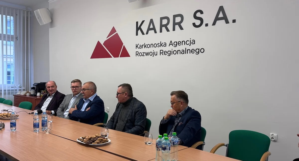 Wojewódzka pomoc powodzianom. Ważne spotkanie w siedzibie KARR