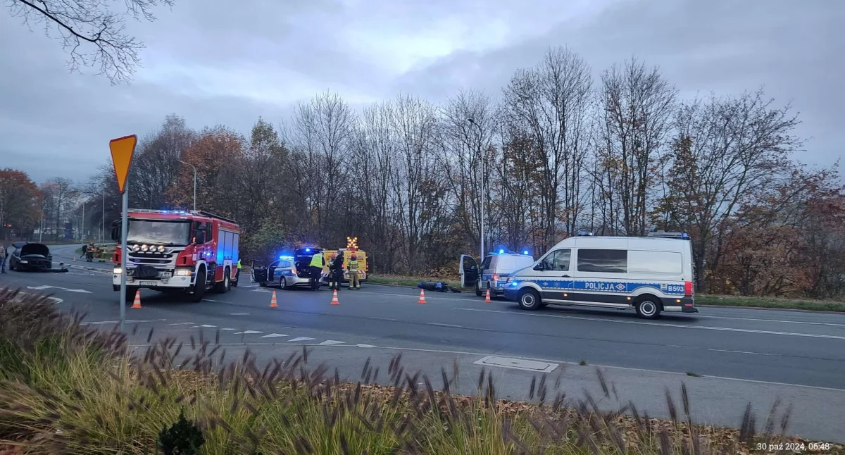 Wypadek na ulicy Wolności. Droga całkowicie zablokowana