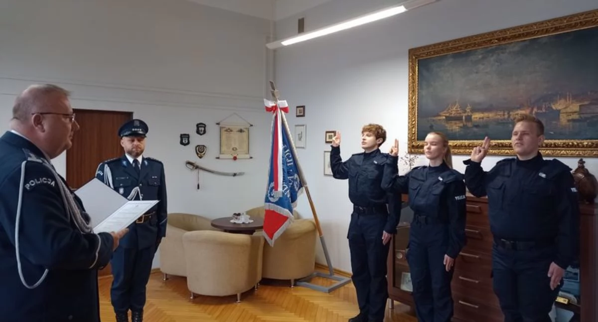 Nowi funkcjonariusze w szeregach jeleniogórskiej policji