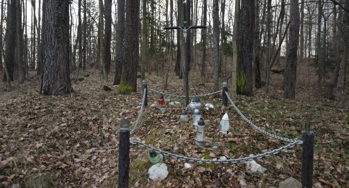 Tajemnicze Karkonosze : Zagadkowy grób pomiędzy Cieplicami i Staniszowem