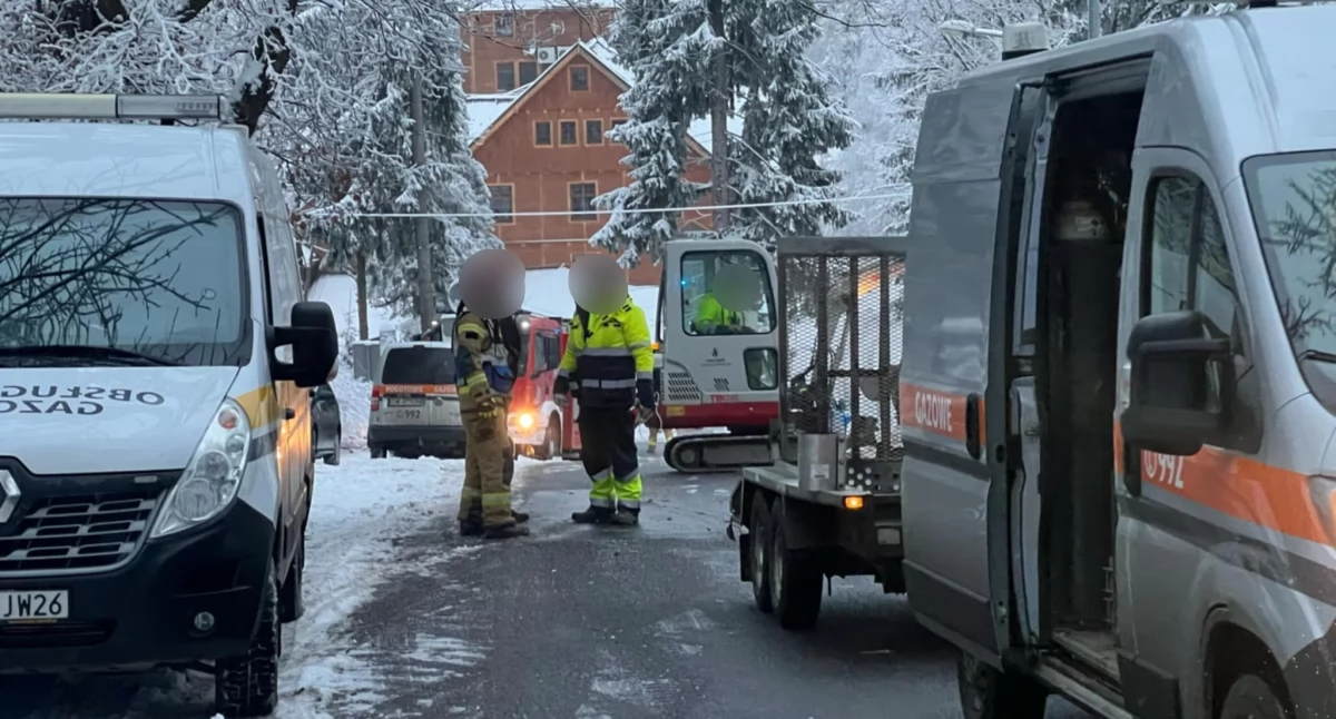 Poważna awaria gazociągu w Szklarskiej Porębie. Droga jest zablokowana