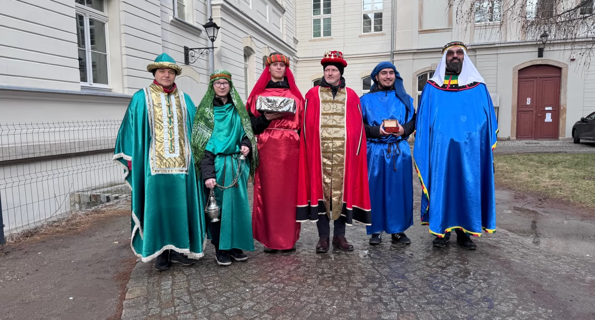 Orszak Trzech Króli po raz 14. przeszedł ulicami Jeleniej Góry