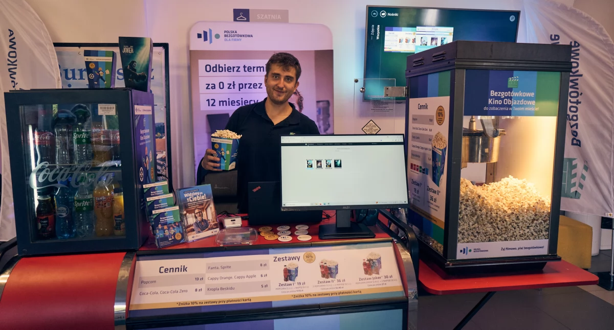Bezgotówkowe Kino Objazdowe – laureat konkursu Europejskich Nagród Promocji Przedsiębiorczości – rusza w Polskę już po raz trzeci i odwiedzi Kowary 21 stycznia!