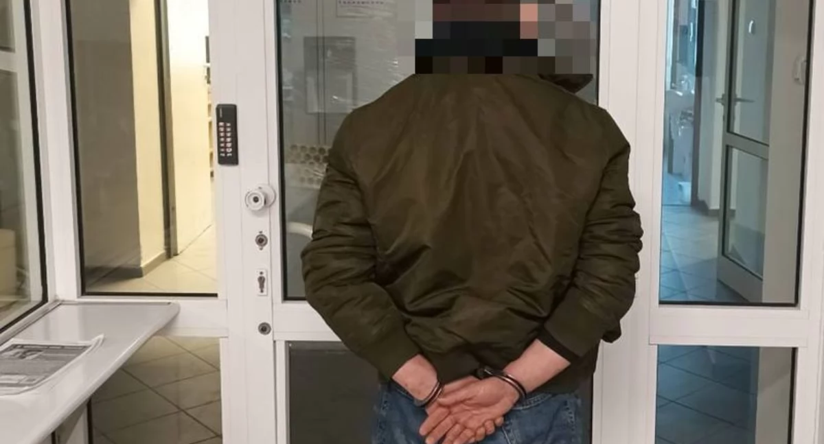 Agresor w sklepie wymachiwał nożem i poszarpał się z personelem