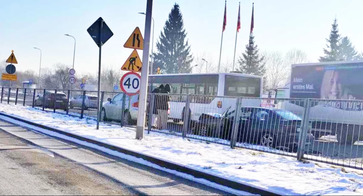 Młody kierowca BMW wjechał w tył innego pojazdu