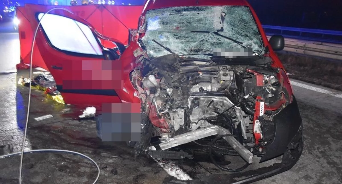 Śmiertelny wypadek na autostradzie A4. Osobówka wjechała w naczepę