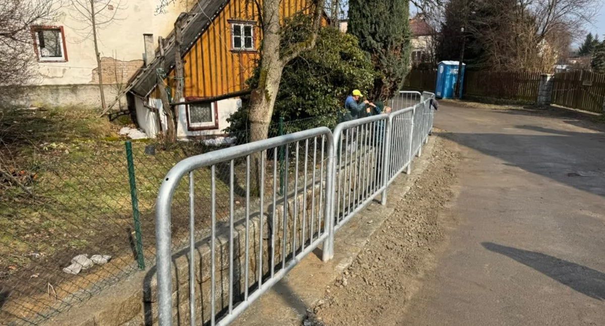 Remont koryta potoku Piekielnik w Piechowicach – poprawa bezpieczeństwa powodziowego