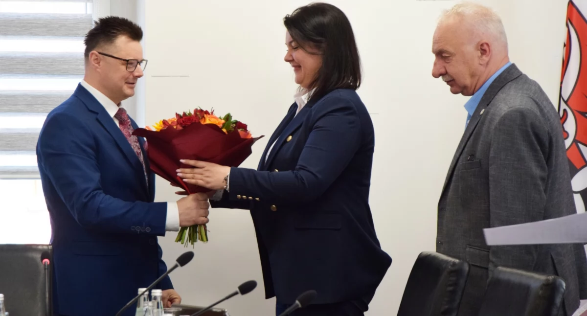 Zmiany w Radzie Powiatu Karkonoskiego: nowa przewodnicząca i nowy radny