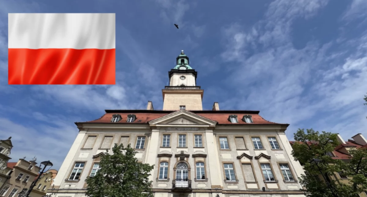 Jelenia Góra będzie biało-czerwona. Miasto rozdaje flagi mieszkańcom