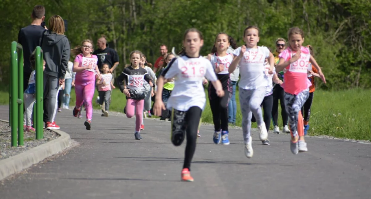 Dziesiąta Zabobrzańska Mila : sportowe święto pod Górą Szybowcową