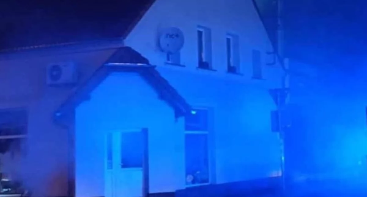 Piechowice : Policjanci ewakuowali mieszkańców z płonącego budynku