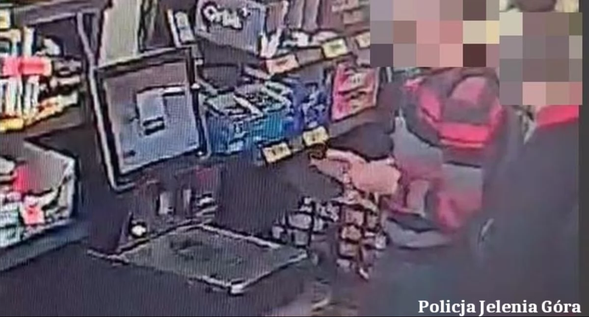 Ukradł telefon, dokumenty i płacił cudzą kartą. Zatrzymano w tej sprawie 59-latka