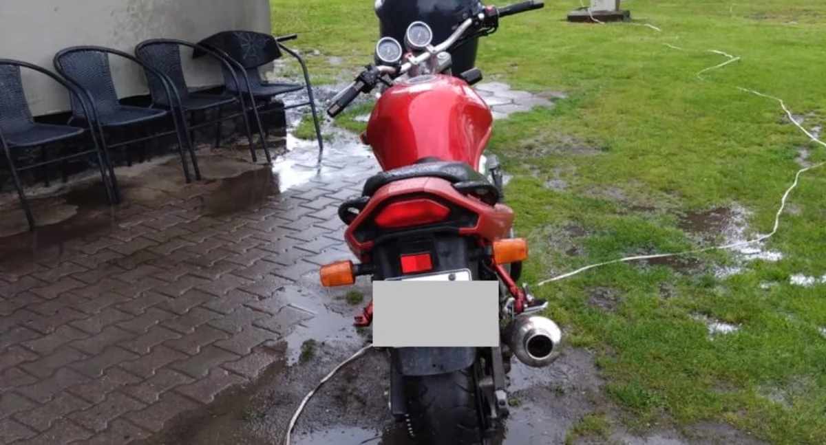 Kierowca z sądowym zakazem zatrzymany przez policję. Szybki wyrok i surowa kara