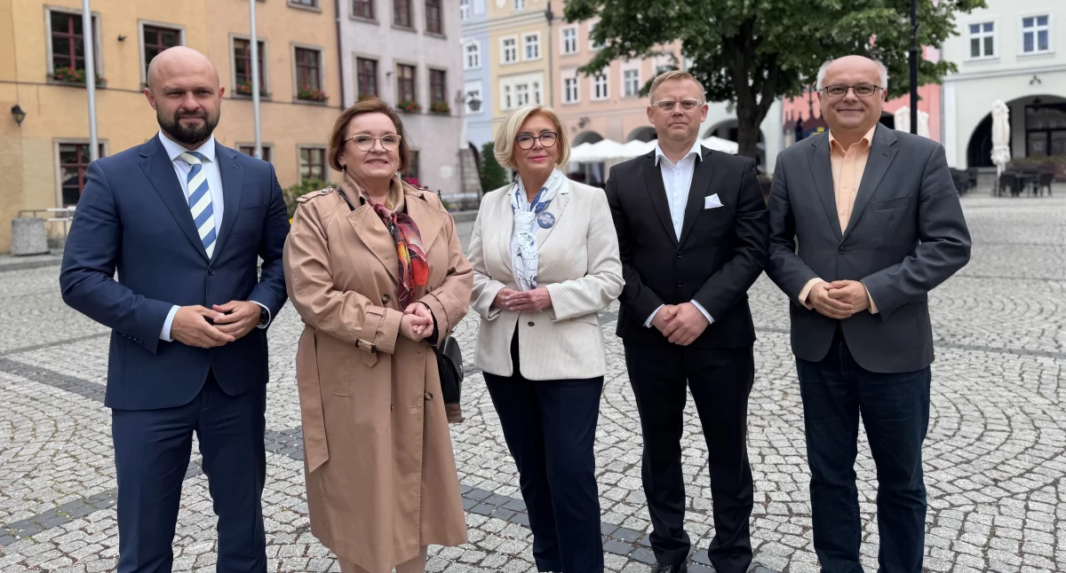 Prawo i Sprawiedliwość przed wyborami. Politycy namawiają do głosowania na Nawrockiego