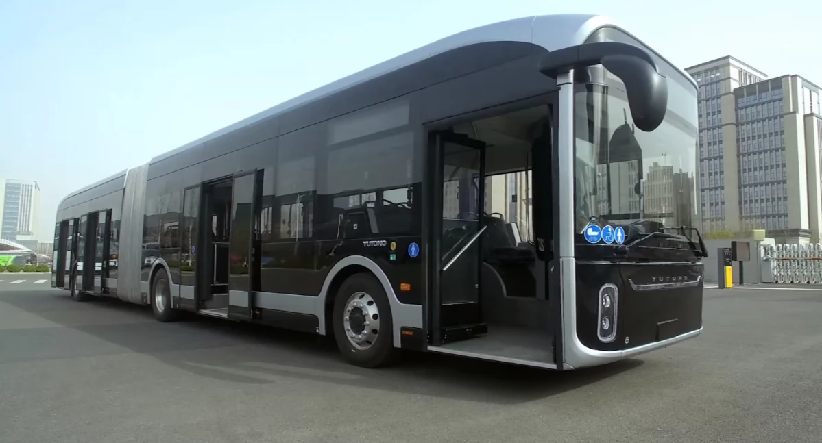 Yutong kolejny raz w Jeleniej Górze. Debiut nowych modeli zeroemisyjnych autobusów