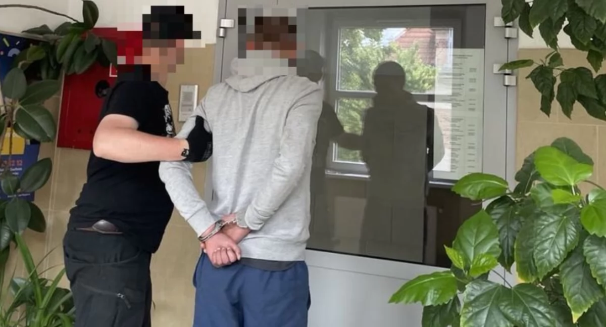 Zatrzymano sprawcę kradzieży defibrylatora AED w Jeleniej Górze