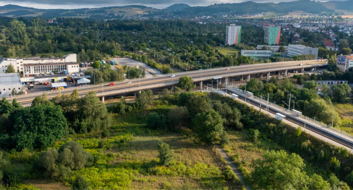 Jelenia Góra - DK 5 - Wymiana nawierzchni na wiadukcie w ciągu alei Jana Pawła II