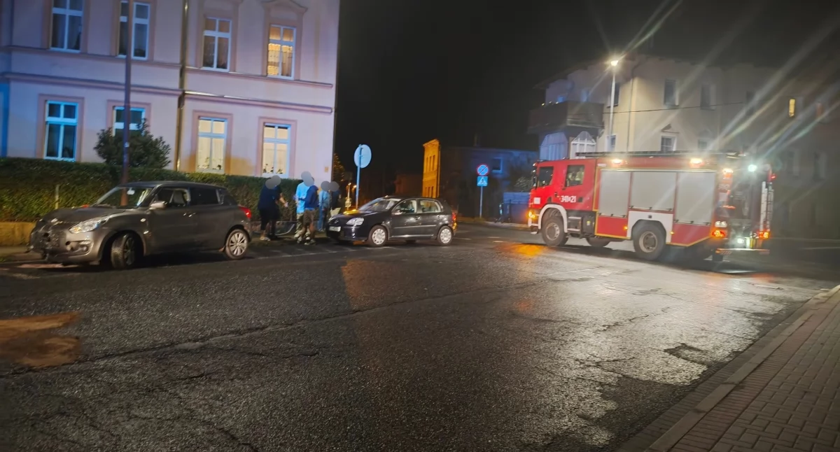 Wjechał w zaparkowane samochody na ulicy Cieplickiej