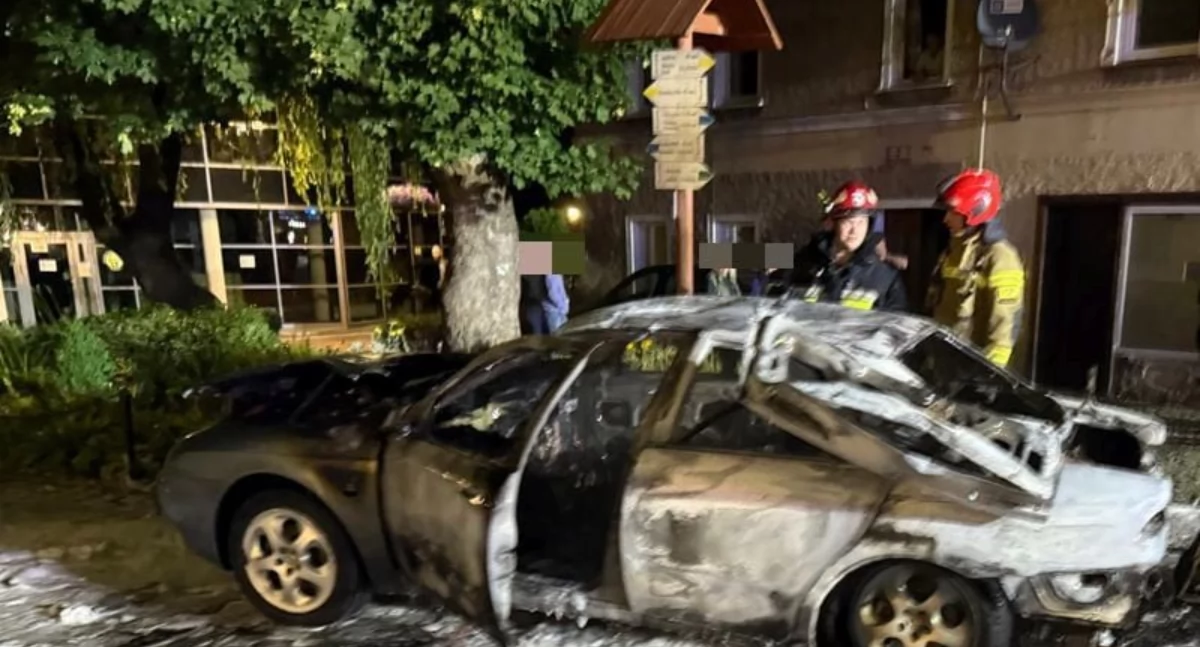 Chciał obejść orzeczenie sądu, paląc własne pojazdy. Teraz grozi mu więzienie