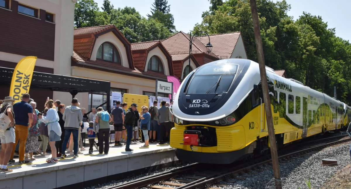 Kolejowy hit tego lata - Pociągiem do Karpacza 
