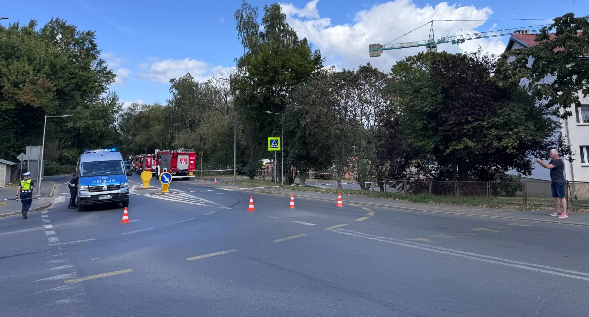 Zamknięta droga, ewakuacja okolicy. Potężny wyciek gazu w Cieplicach