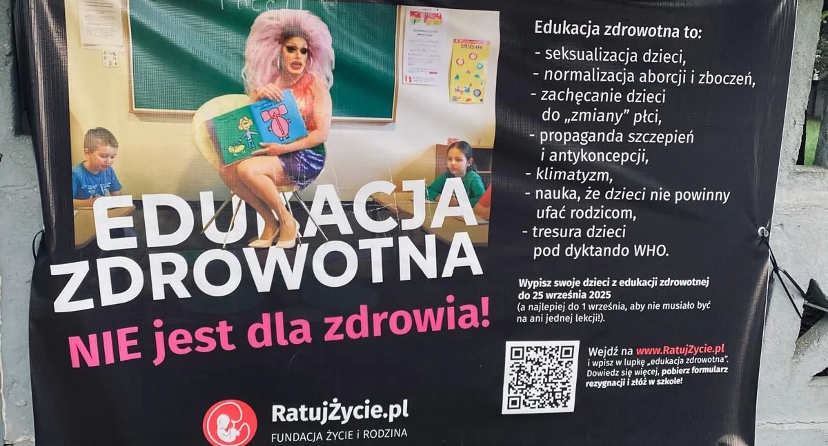 Kontrowersyjny baner poruszył opinię publiczną