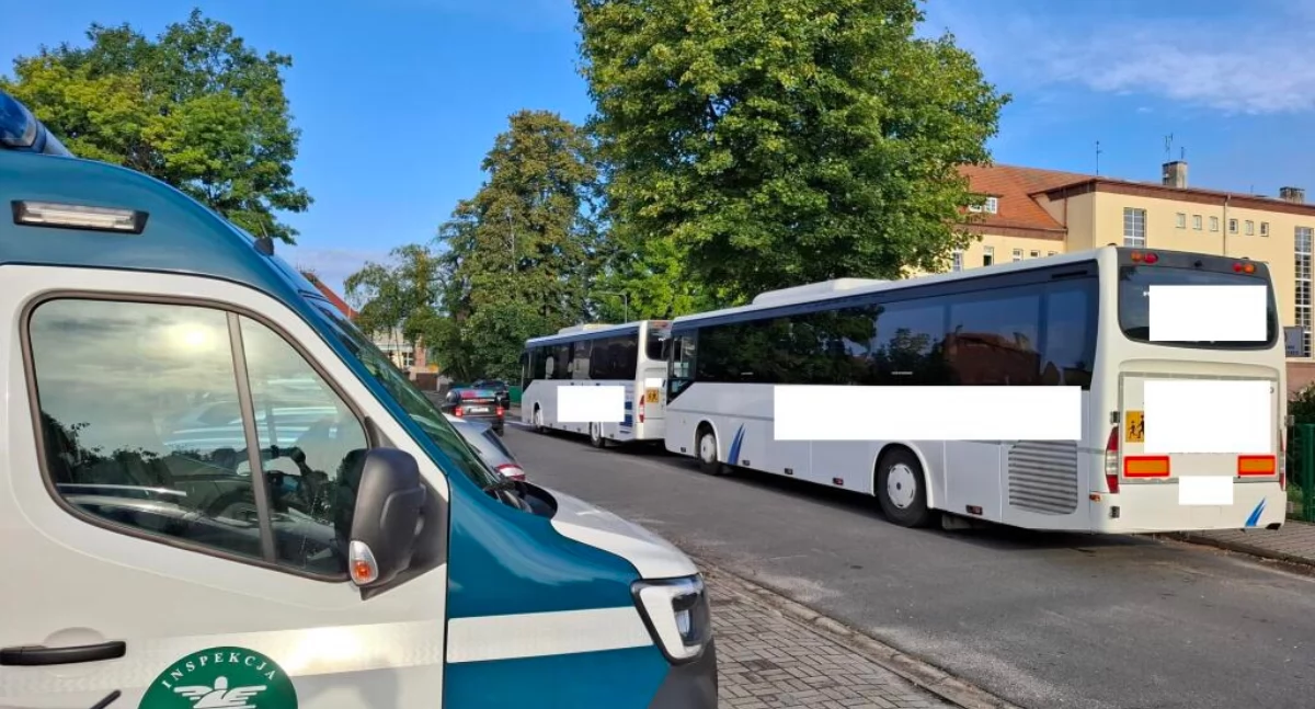 Autobusy szkolne pod lupą ITD – zatrzymane dowody, mandaty i niebezpieczne usterki