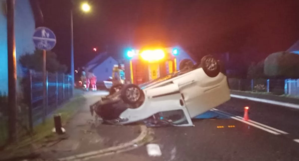 Dachowanie na drodze wojewódzkiej nr 297. Kierowca był pijany
