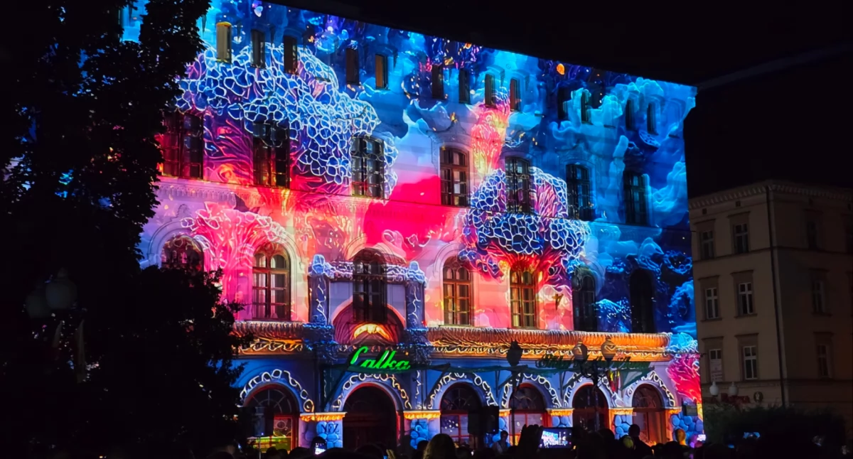 Magia światła i muzyki w Cieplicach – pierwszy dzień Festiwalu WONDERLAND za nami