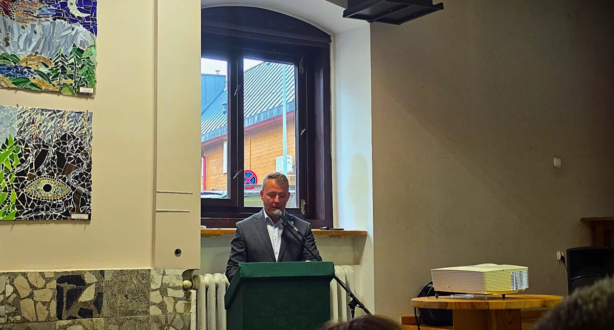Burmistrz Piechowic rozlicza pierwsze półrocze 2025. Co udało się zrobić, a co dopiero przed miastem?