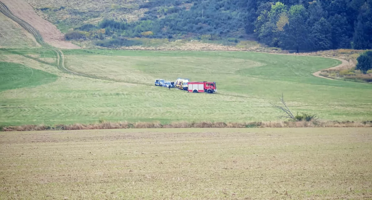 Interwencja służb pod Górą Szybowcową. Okaleczony mężczyzna trafił do szpitala