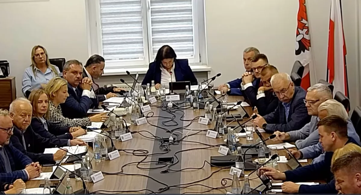 Czy Eugeniusz Kleśta straci mandat radnego? Trwa emocjonująca dyskusja