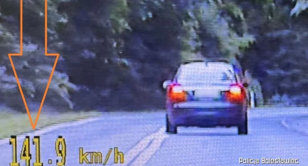 Brawura zamiast rozumu. Policja wyłapała drogowych szaleńców.