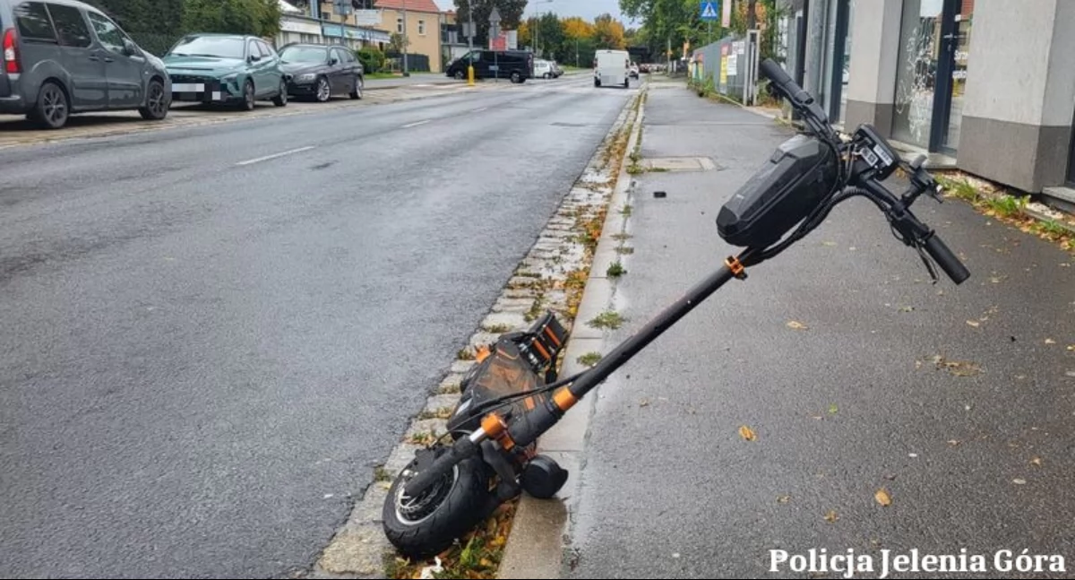 Jelenia Góra : Zderzenie osobówki z nastolatkiem na hulajnodze elektrycznej