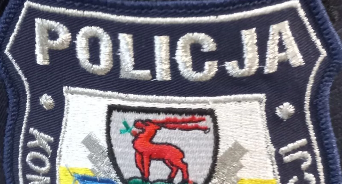 Oszustwo na pracownika banku i na policjanta. Mieszkaniec powiatu stracił 15 000 zł