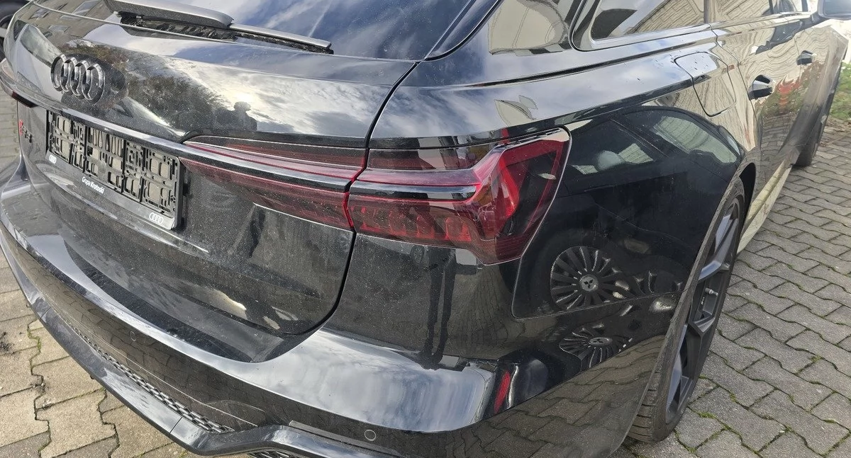 Policjanci odzyskali luksusowe Audi RS 6 warte ponad 600 tysięcy złotych