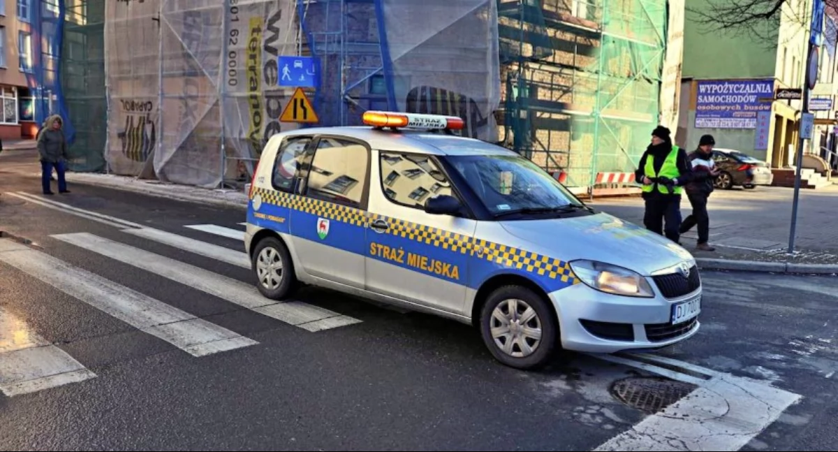 Pierwsza ofiara mrozów w Jeleniej Górze. Przy ulicy Wolności znaleziono ciało 50-latka