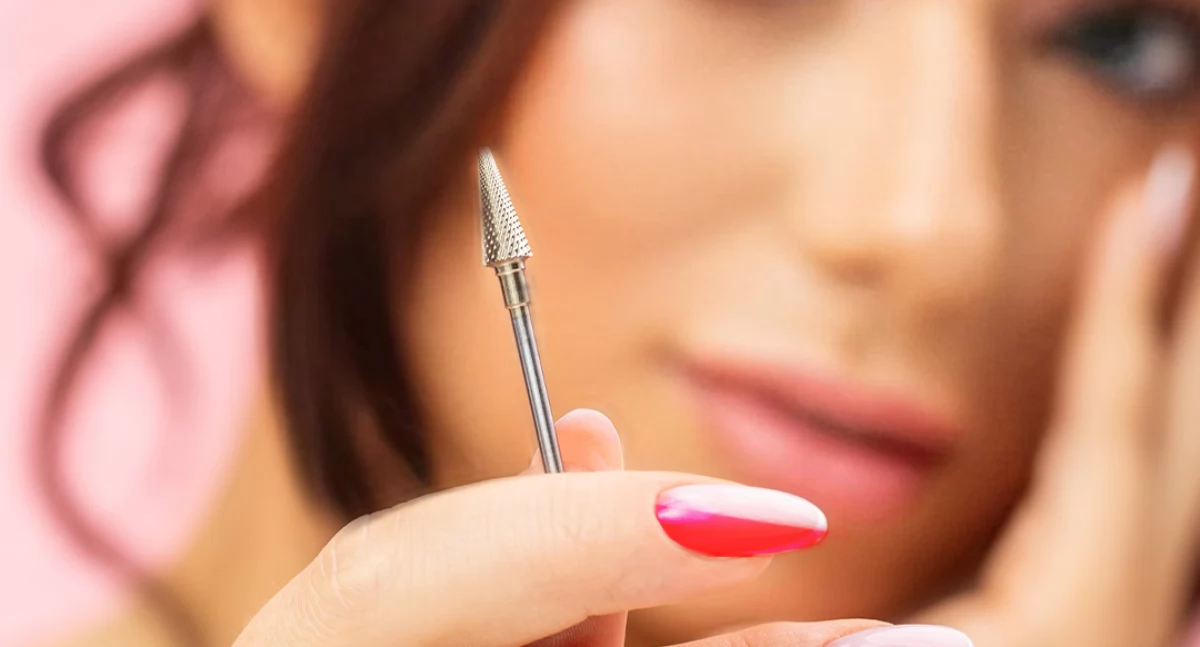 Technologia ZRN, węglik spiekany i inne materiały – co kryje się pod marką IQNails?