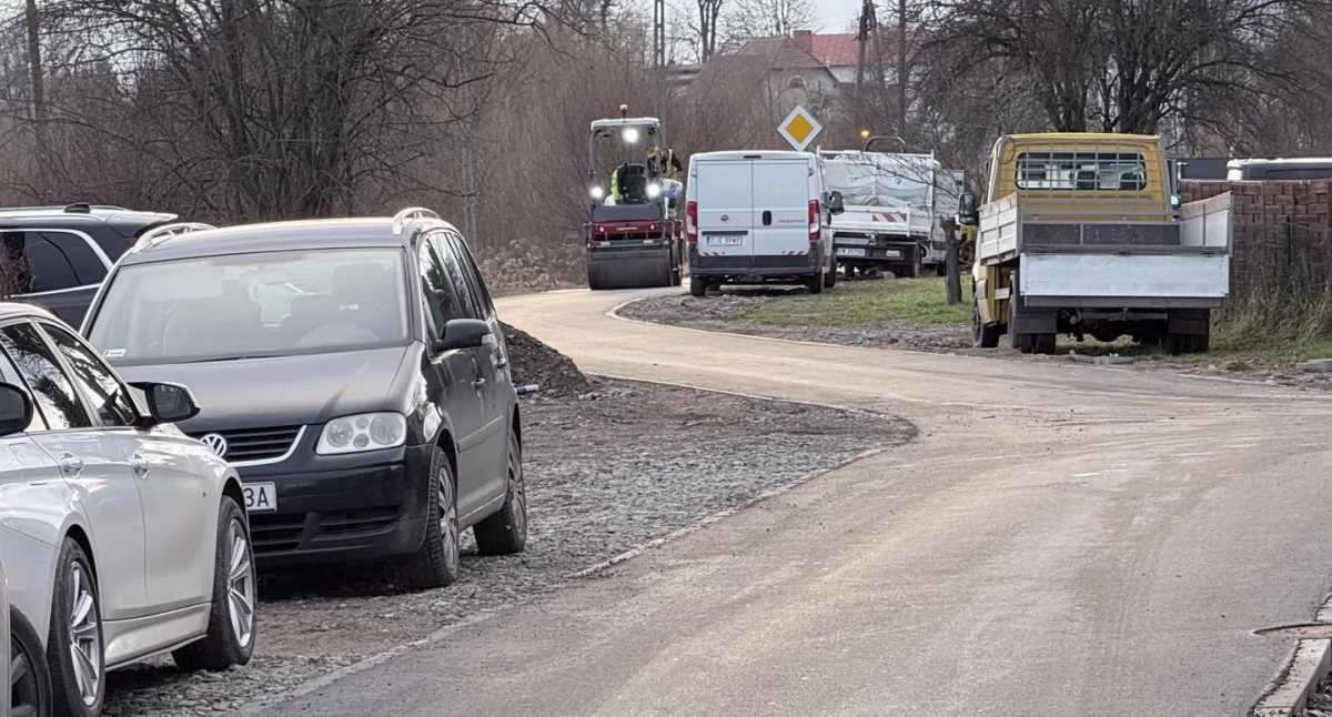 Odbudowa dróg po powodzi dobiega końca. Wojewoda odwiedziła plac budowy