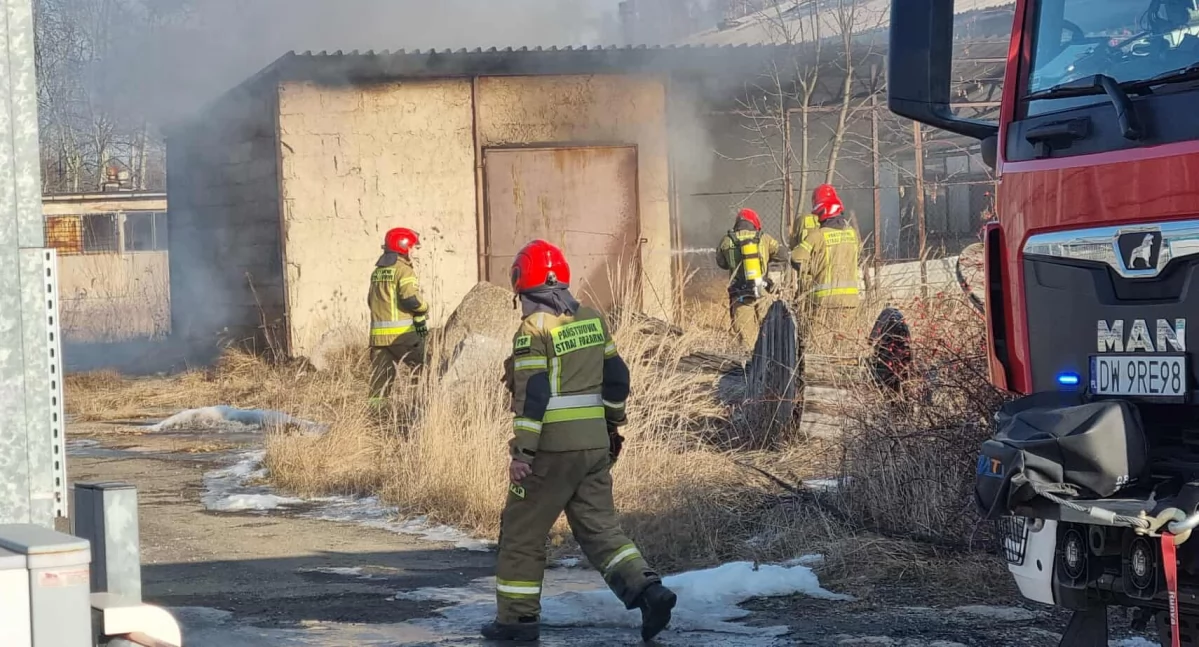 Pożar w szopie przy ulicy Spółdzielczej