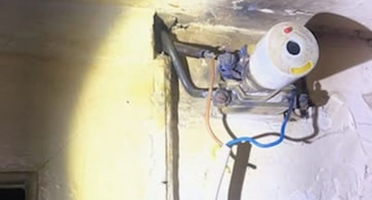 Kradł energię elektryczną w mieszkaniu. Grozi mu do 5 lat więzienia