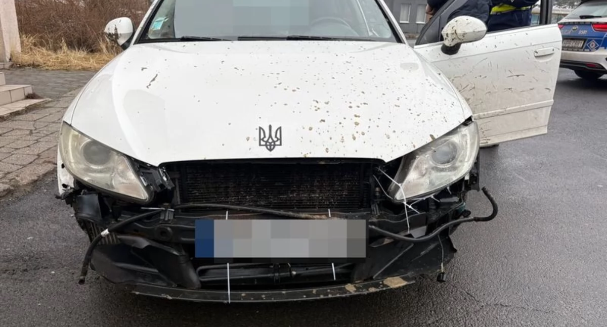 Bez zderzaka, przeglądu. Prowizorka na czterech kołach