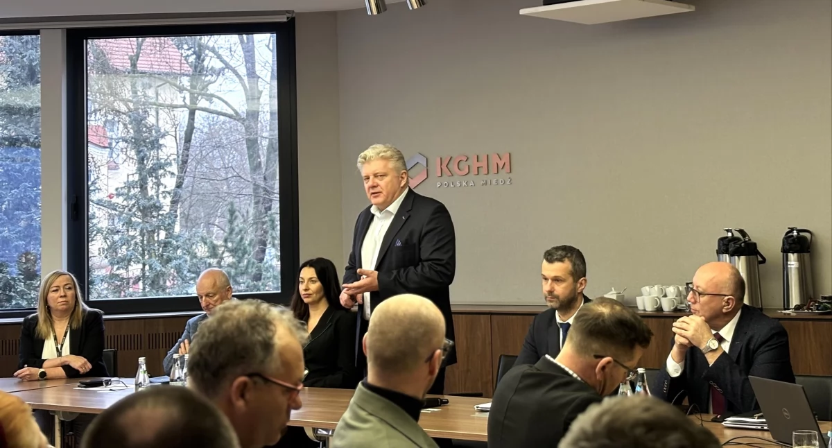 Porozumienie płacowe w KGHM – podwyżki o 6,8% i przeszeregowania dla pracowników