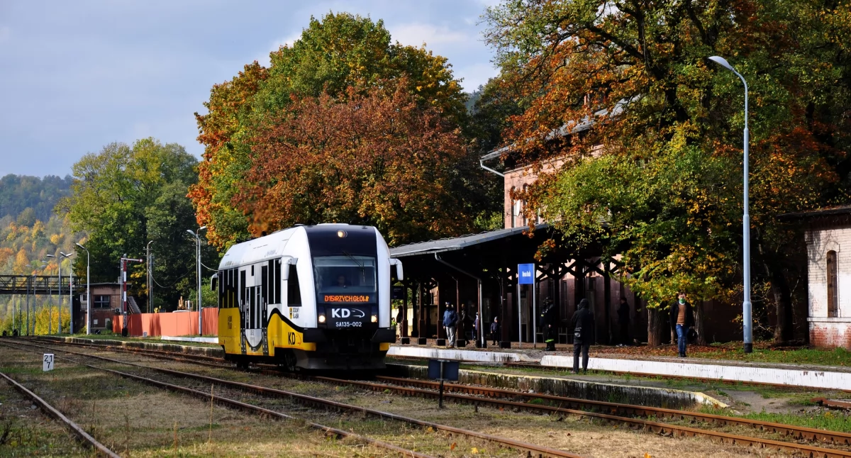 Wiosna na torach, korekta rozkładu jazdy pociągów