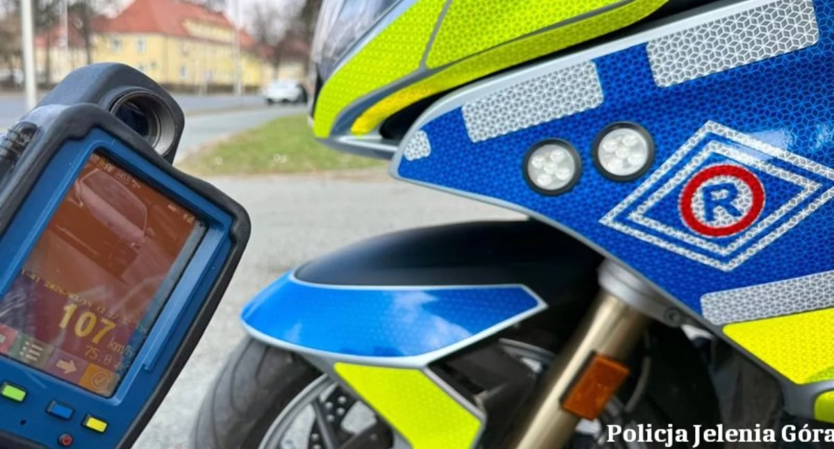Młody mieszkaniec Torunia rażąco przekroczył prędkość w Jeleniej Górze