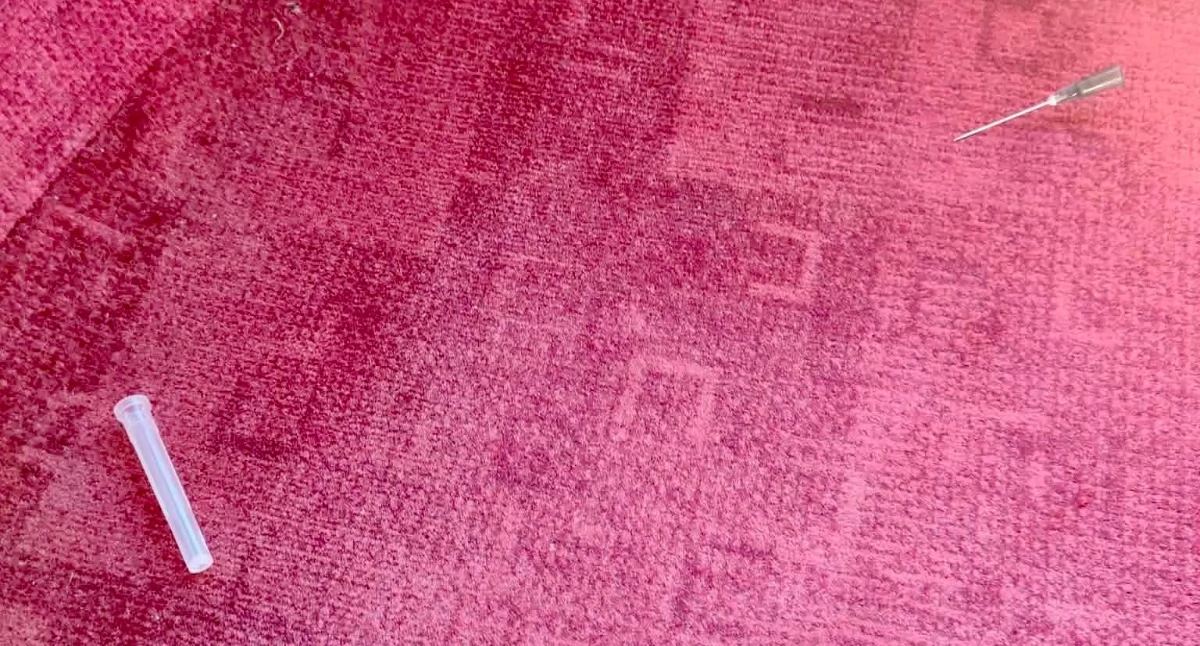 Igła w jeleniogórskim autobusie. O krok od zakażenia. Mieszkańcy są zaniepokojeni