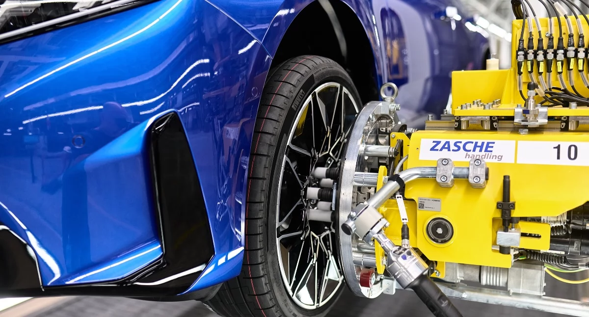 Precyzja godna perfekcji: Jak praca mechanika samochodowego we Wrocławiu łączy rzemiosło z najnowszą technologią?