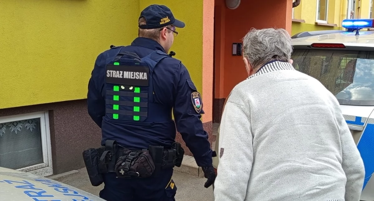 Czujność strażników pomogła odnaleźć zaginionego seniora