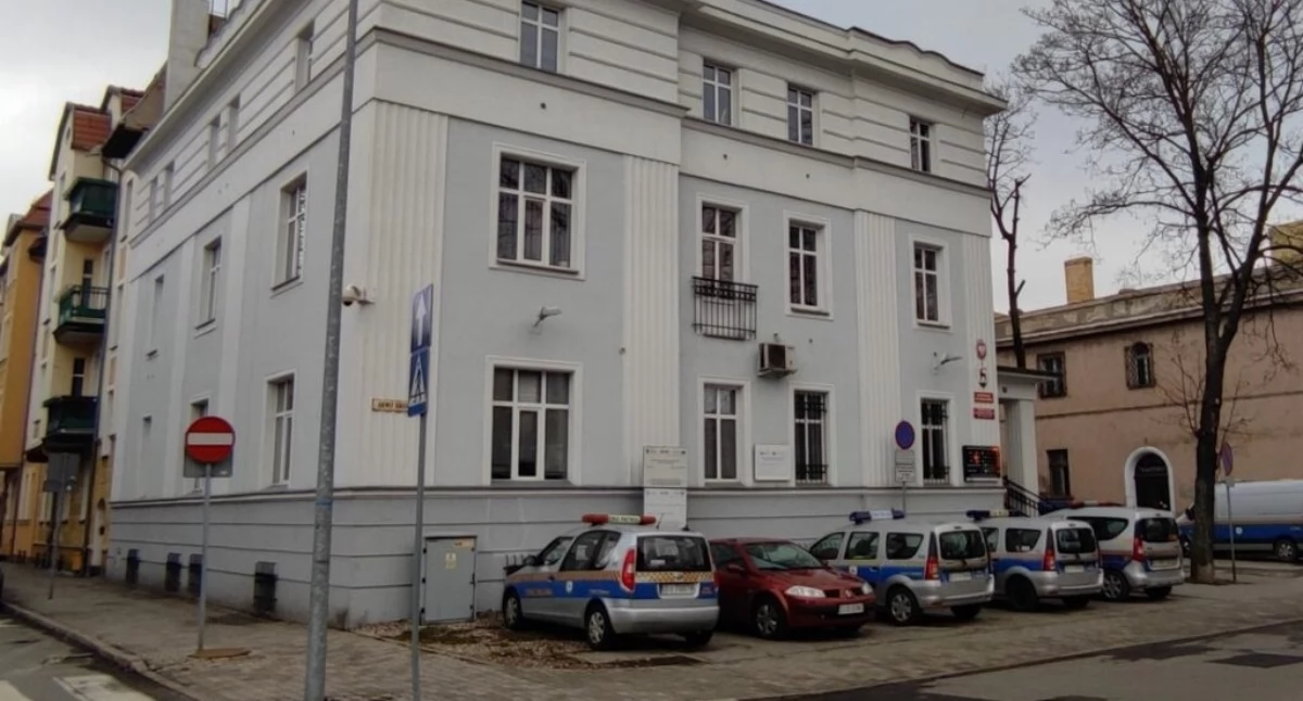 Zgłosiła kradzież auta, ale tak naprawdę zapomniała gdzie zaparkowała